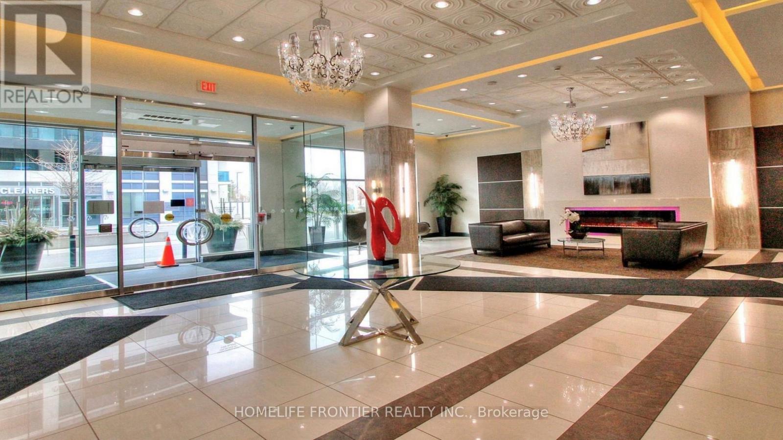 2528 - 7161 Yonge Street, Markham, Ontario  L3T 0C8 - Photo 5 - N12158438