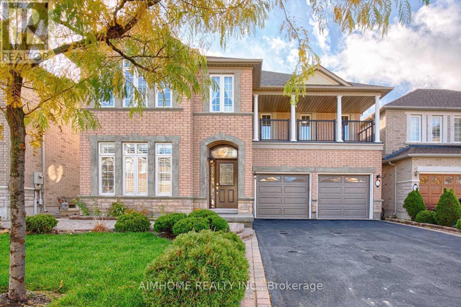 72 Brass Drive, Richmond Hill, Ontario  L4E 4T5 - Photo 1 - N12158485
