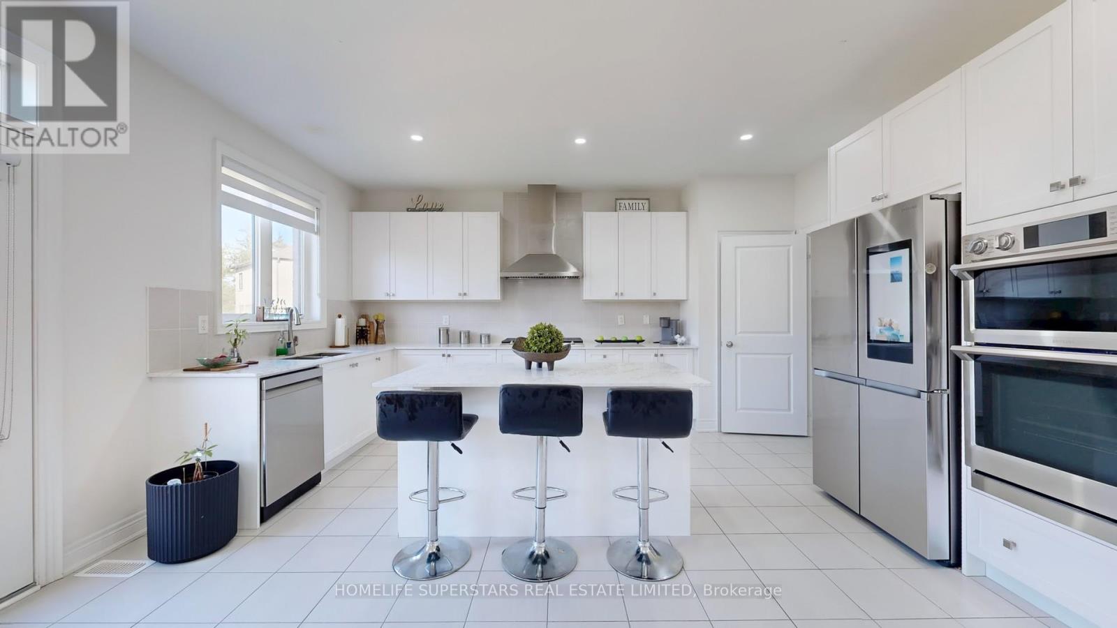 28 Great Railway Court, Vaughan, Ontario  L4H 3N5 - Photo 13 - N12158532