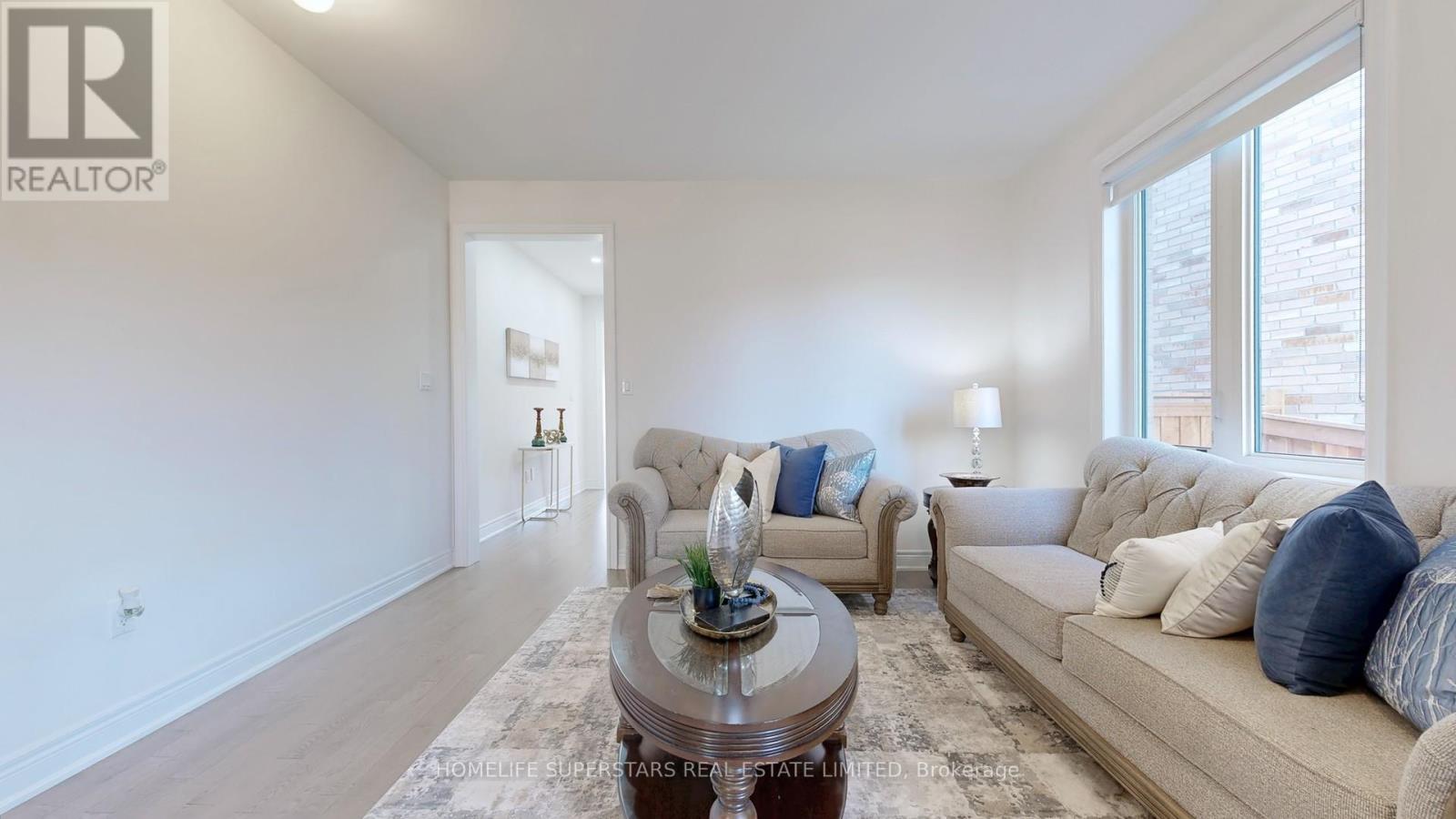 28 Great Railway Court, Vaughan, Ontario  L4H 3N5 - Photo 4 - N12158532
