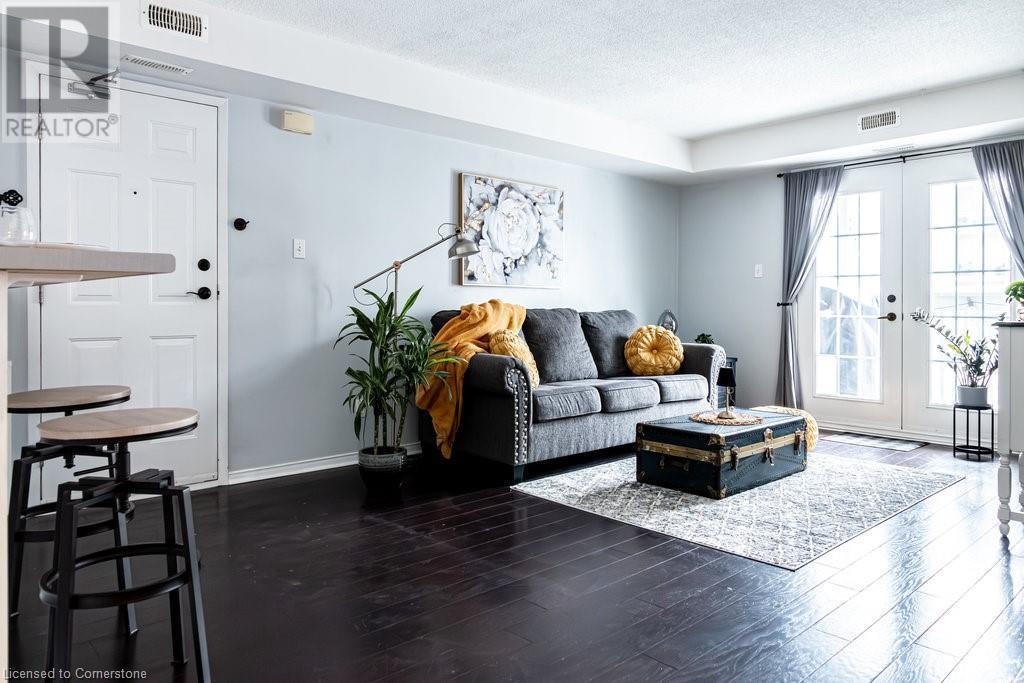 2010 Cleaver Avenue Unit# 322, Burlington, Ontario  L7M 4C1 - Photo 1 - 40730161