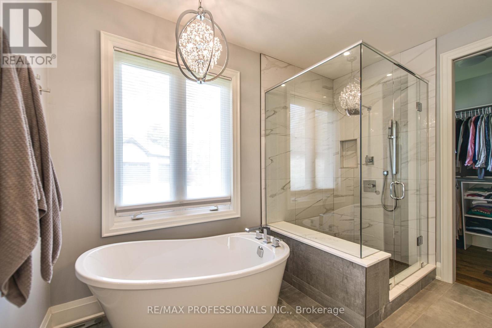 21 Boothby Crescent, Springwater, Ontario  L9X 0H1 - Photo 27 - S12158429