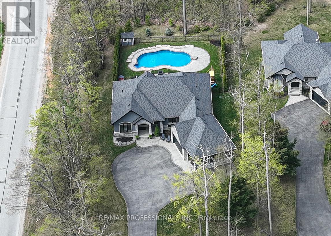 21 Boothby Crescent, Springwater, Ontario  L9X 0H1 - Photo 3 - S12158429