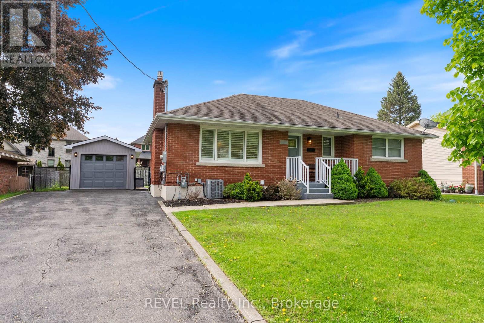 Property at 17 VARADI AVENUE image 1
