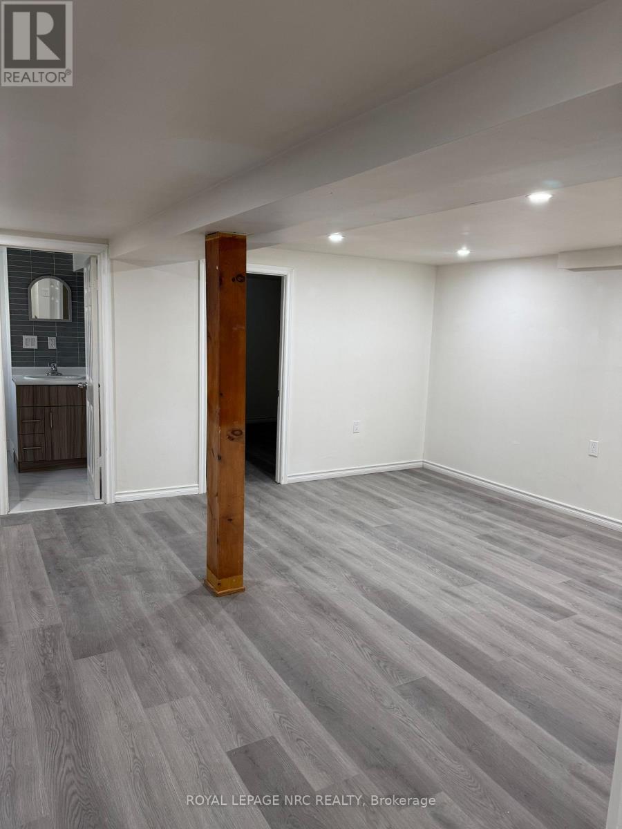 6328 Ker Street, Niagara Falls (Dorchester), Ontario  L2G 1X8 - Photo 15 - X12158658