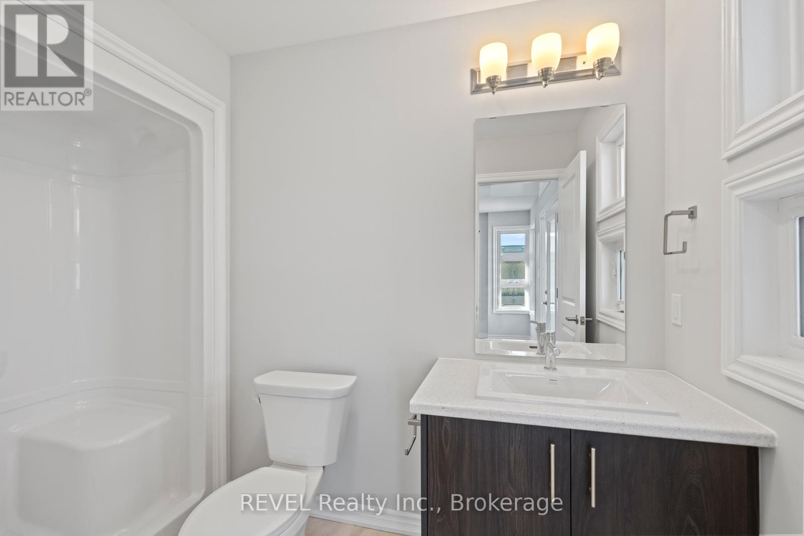 71 Laugher Avenue, Welland, Ontario  L3B 1Z4 - Photo 24 - X12158743