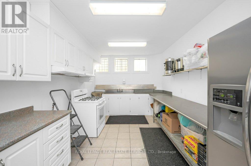 8 Robert Street, Toronto (University), Ontario  M5S 2K3 - Photo 19 - C12158344