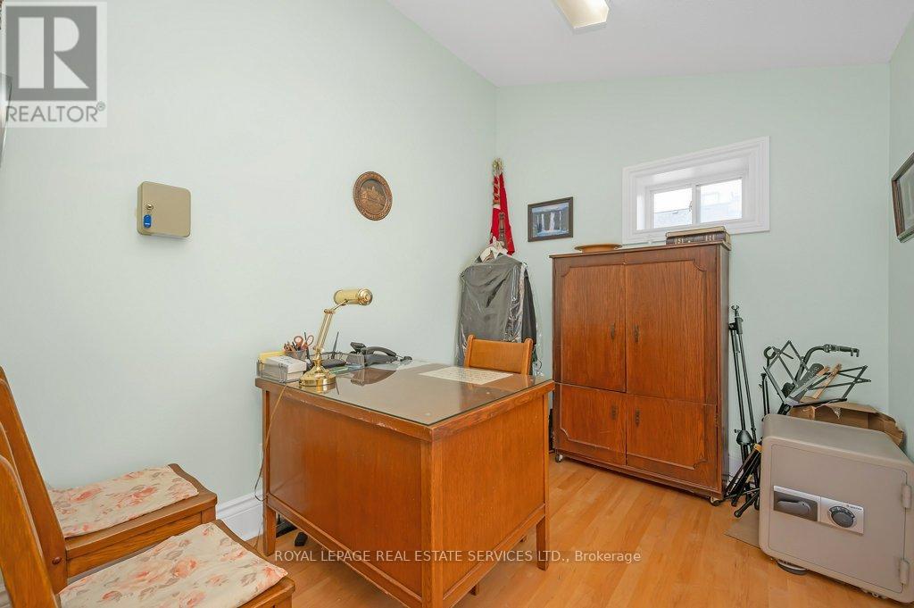 8 Robert Street, Toronto (University), Ontario  M5S 2K3 - Photo 11 - C12158344