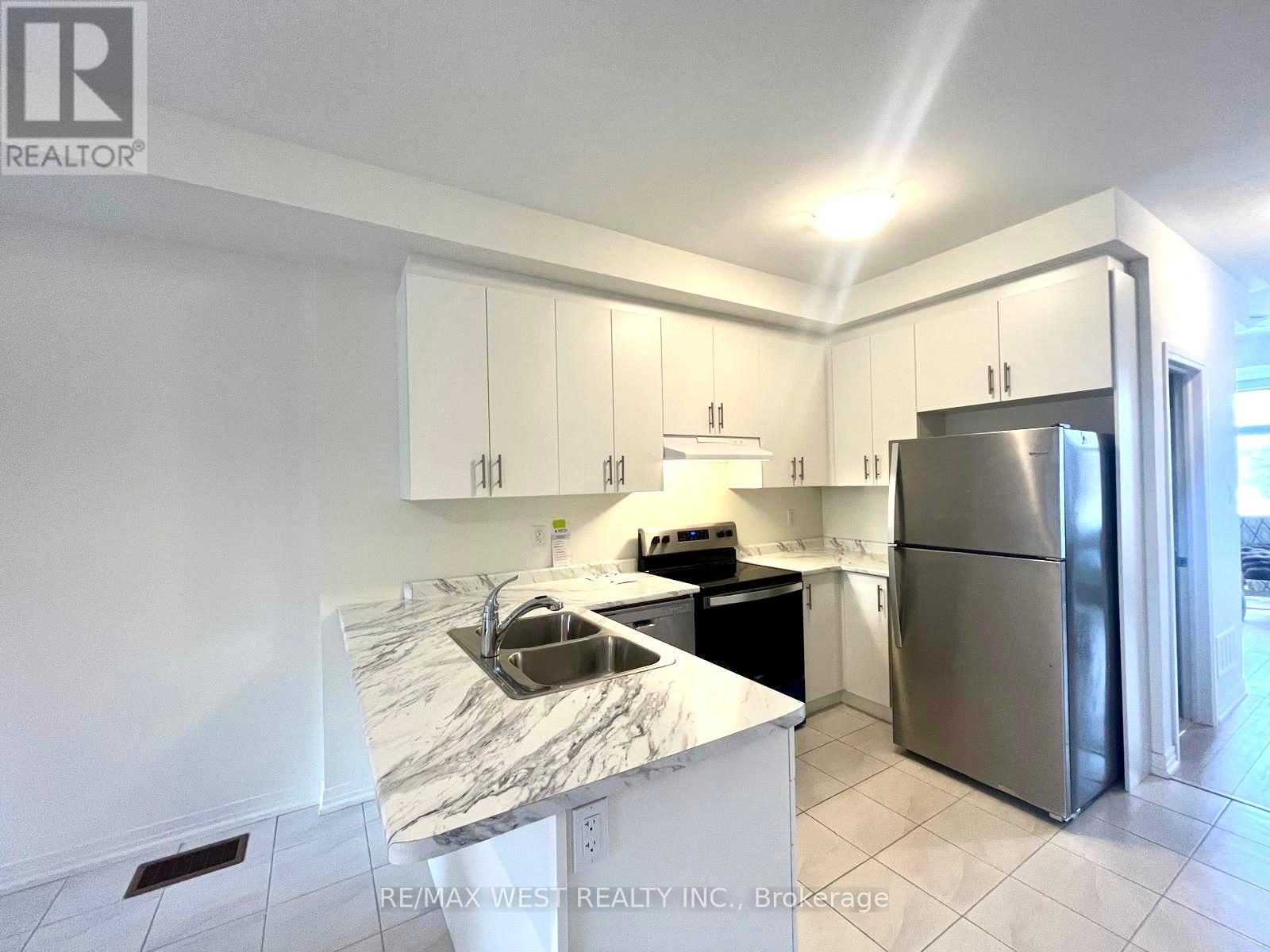 2nd & 3rd Floor - 97 Carneros Way, Markham, Ontario  L6B 1R2 - Photo 4 - N12015653