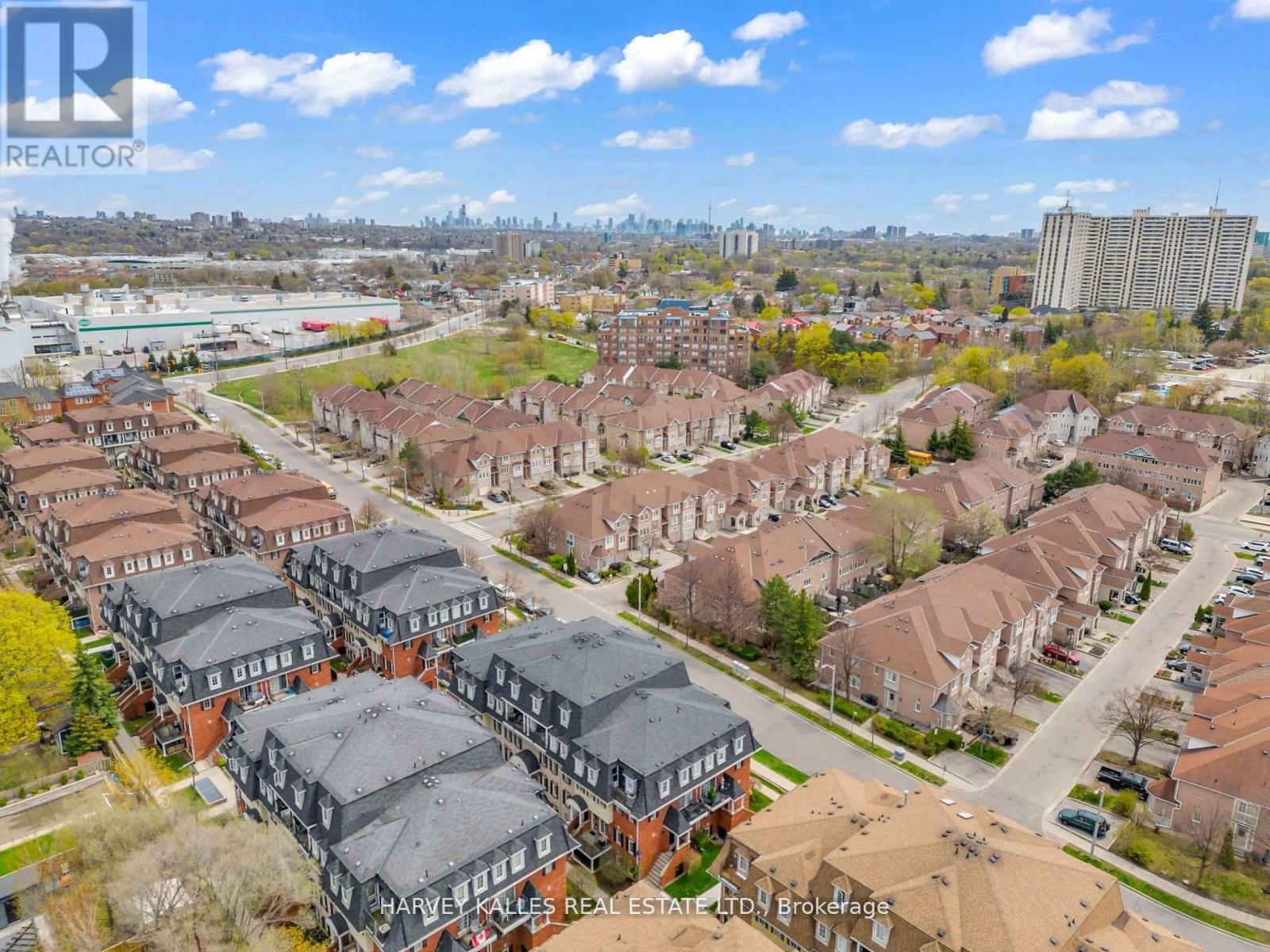 201 - 66 Sidney Belsey Crescent, Toronto, Ontario  M6M 5J4 - Photo 4 - W12158419