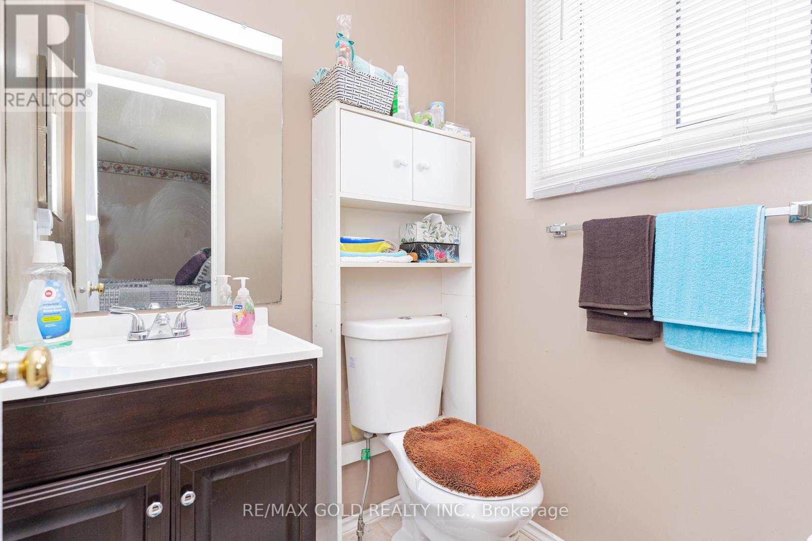 46 Donna Drive, Brampton (Heart Lake West), Ontario  L6Z 3V2 - Photo 13 - W12158518