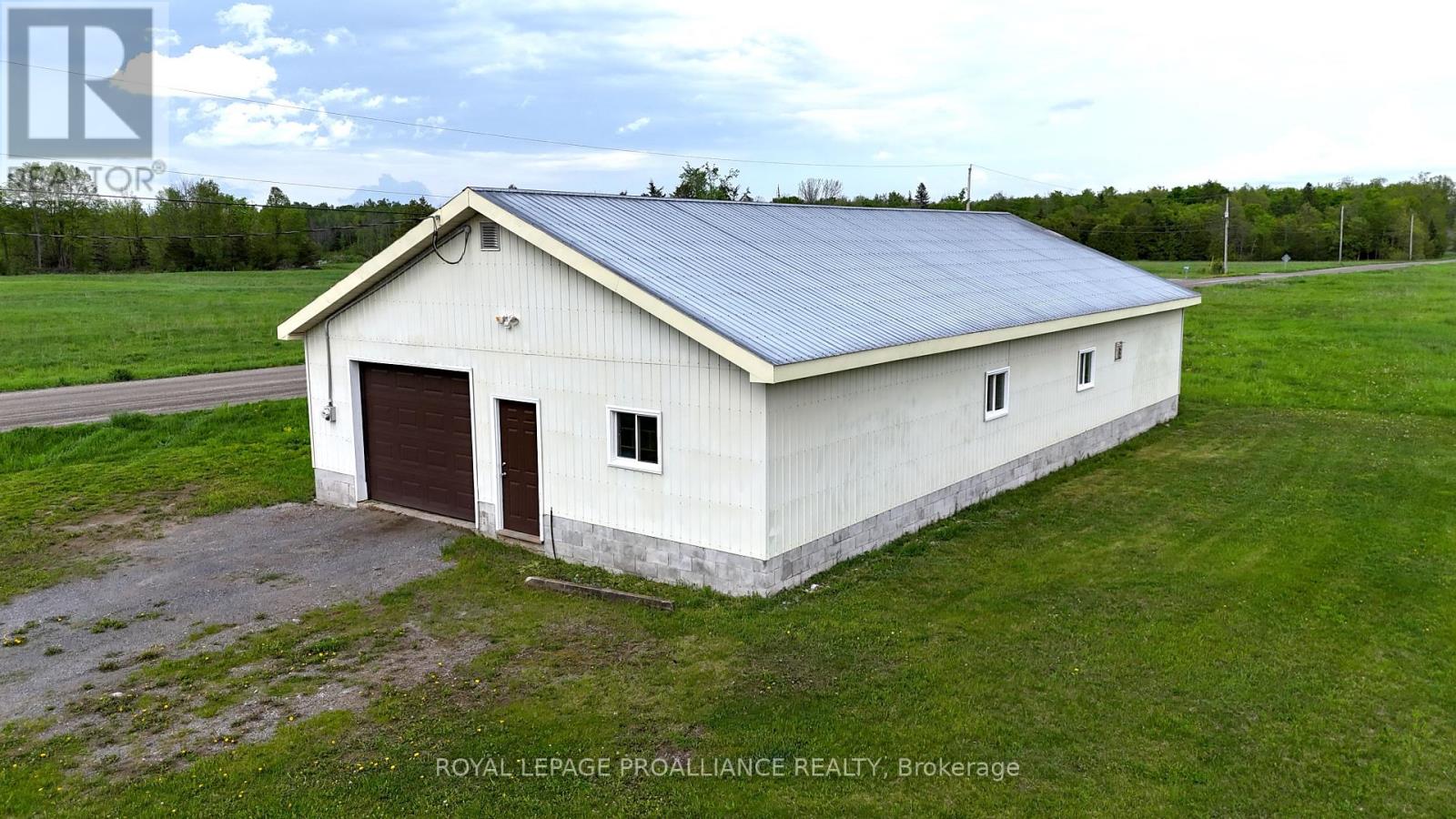 3460 Shannonville Road, Tyendinaga, Ontario  K0K 2Y0 - Photo 5 - X12045991