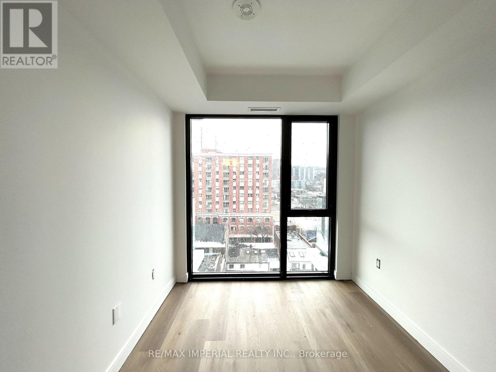 906 - 1 Jarvis Street, Hamilton (Beasley), Ontario  L8R 3J2 - Photo 4 - X12158418