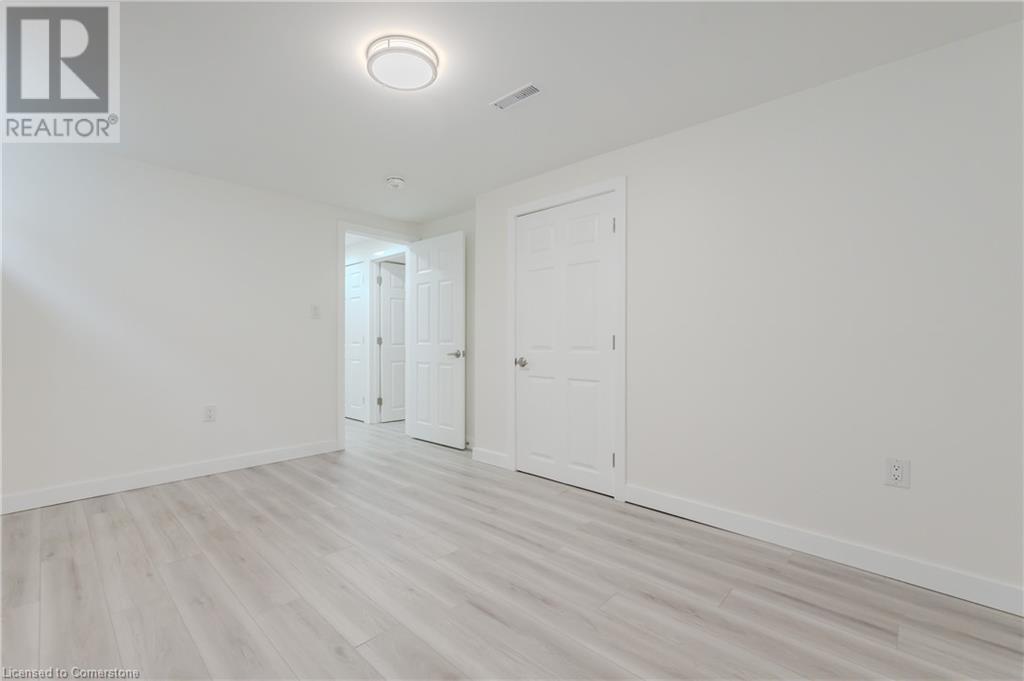 514 Fallingbrook Drive Unit# Lower, Waterloo, Ontario  N2L 4N3 - Photo 10 - 40730259
