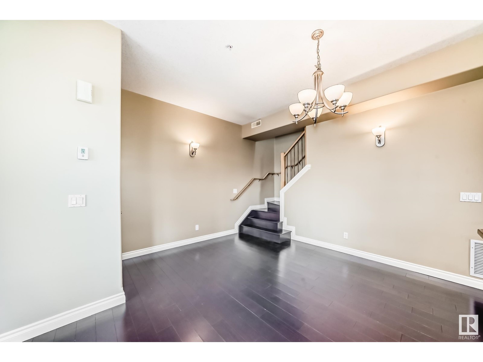 #209 10625 Kingsway Av Nw, Edmonton, Alberta  T5G 2Z6 - Photo 8 - E4437352