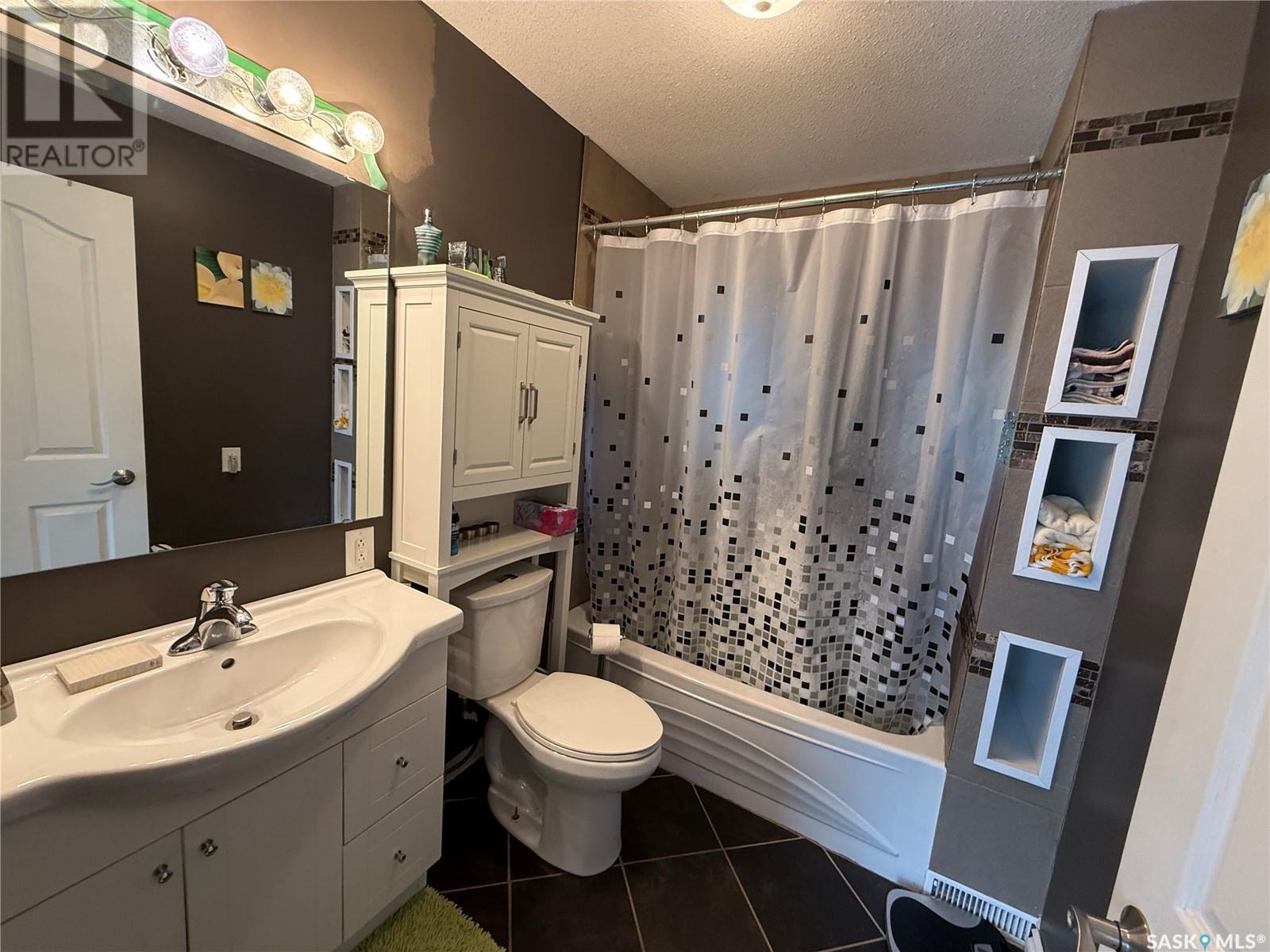2009 Connaught Street, Regina, Saskatchewan  S4T 4T8 - Photo 12 - SK006413