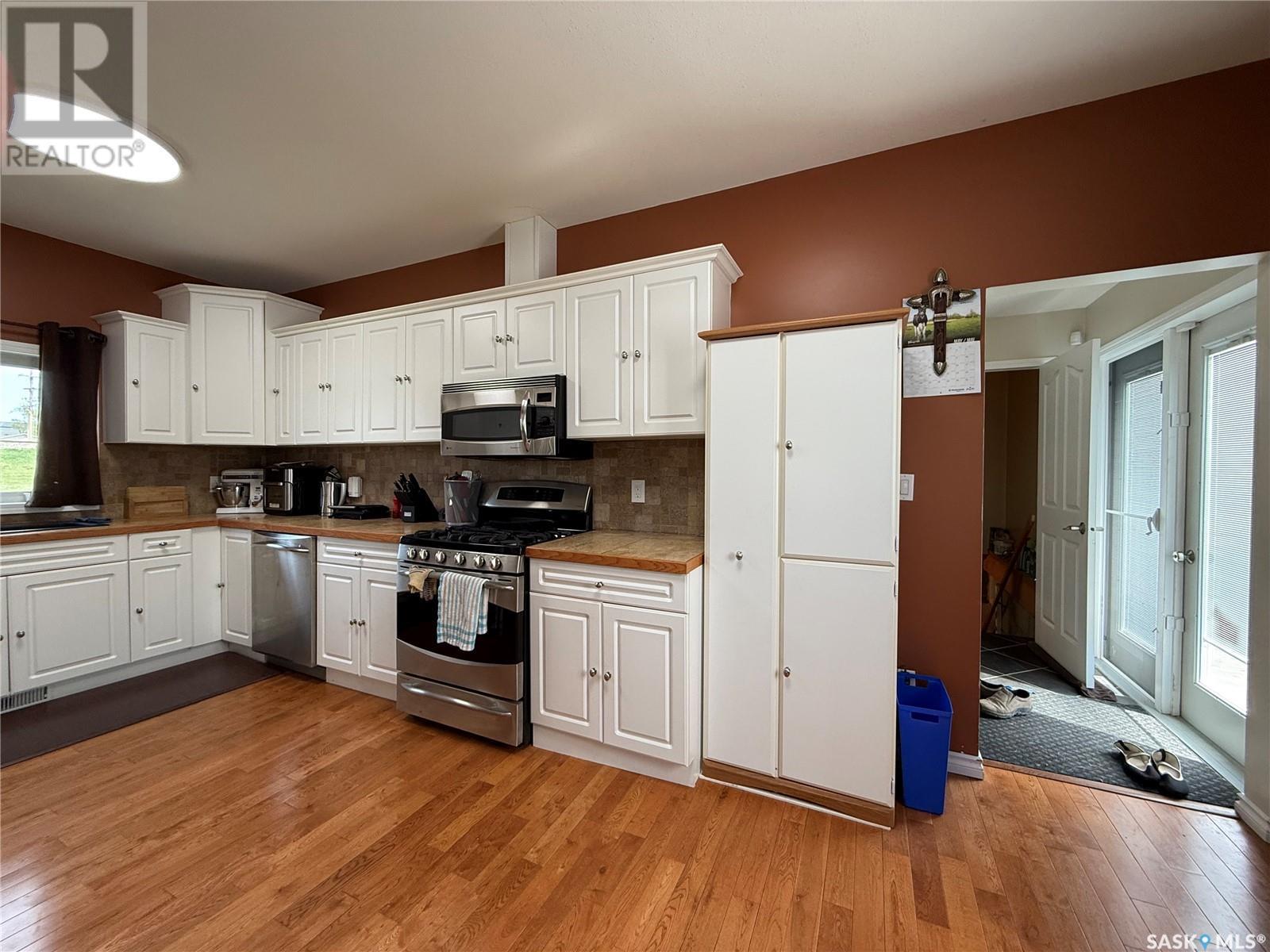 2009 Connaught Street, Regina, Saskatchewan  S4T 4T8 - Photo 6 - SK006413