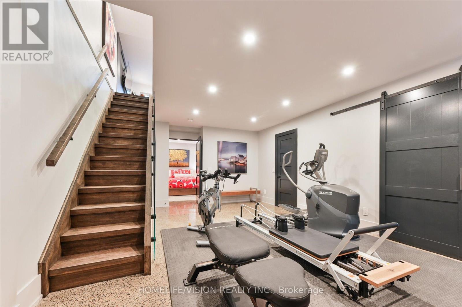 385 Belsize Drive, Toronto (Mount Pleasant East), Ontario  M4S 1N3 - Photo 24 - C12158558