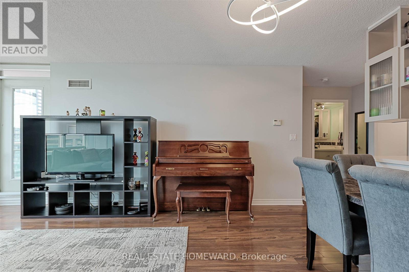 1211 - 397 Front Street W, Toronto, Ontario  M5V 3S1 - Photo 10 - C12158733