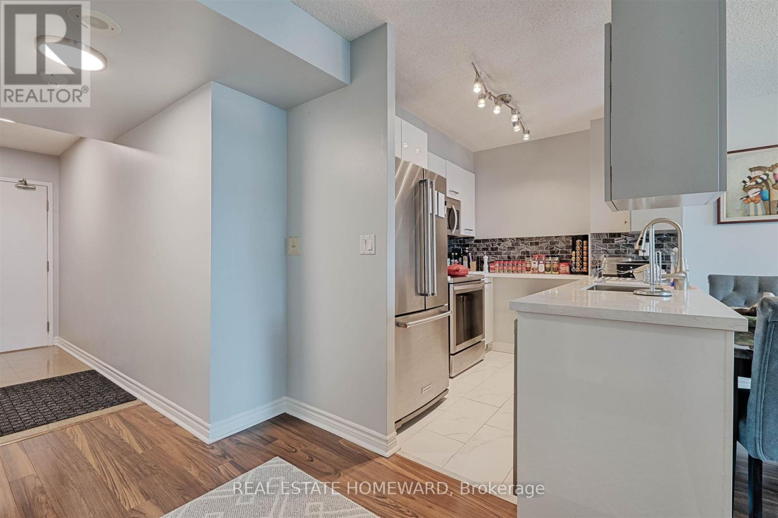 1211 - 397 Front Street W, Toronto, Ontario  M5V 3S1 - Photo 5 - C12158733