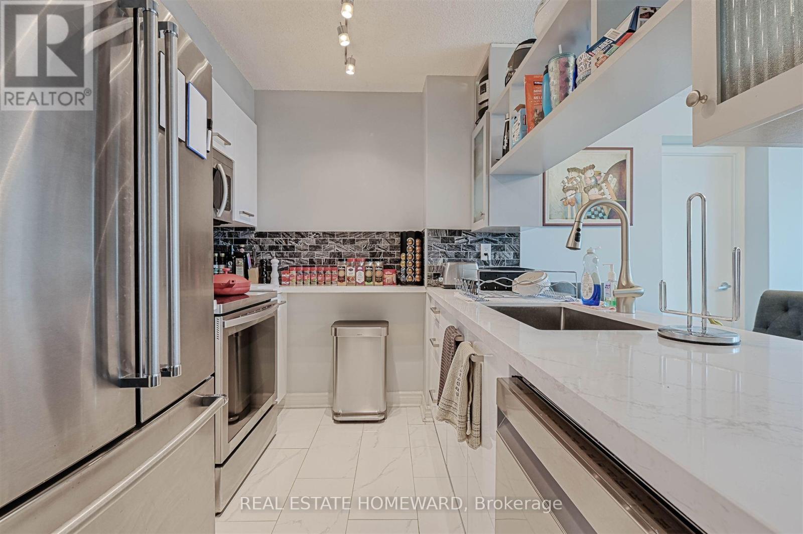 1211 - 397 Front Street W, Toronto, Ontario  M5V 3S1 - Photo 6 - C12158733