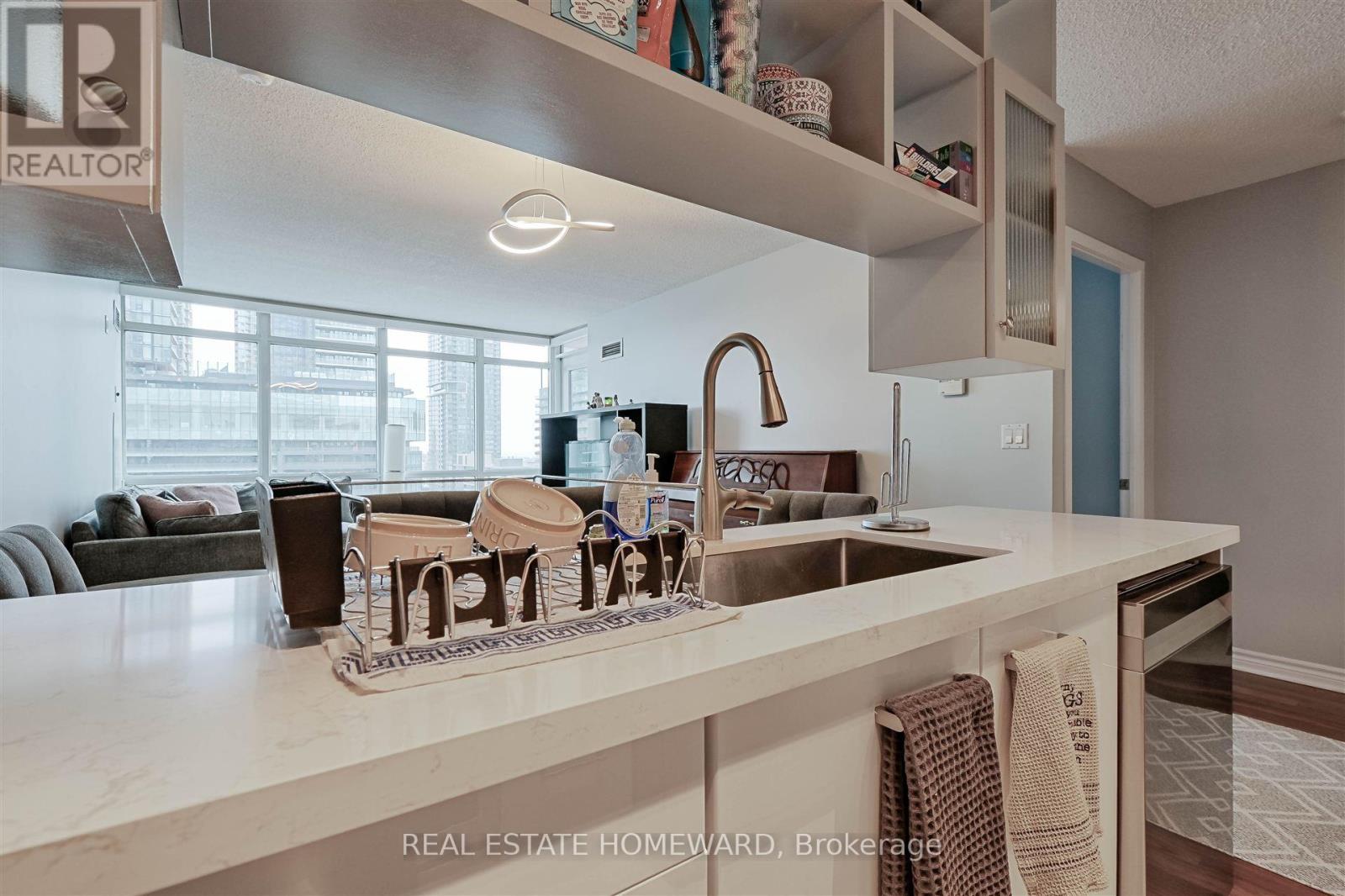 1211 - 397 Front Street W, Toronto, Ontario  M5V 3S1 - Photo 8 - C12158733