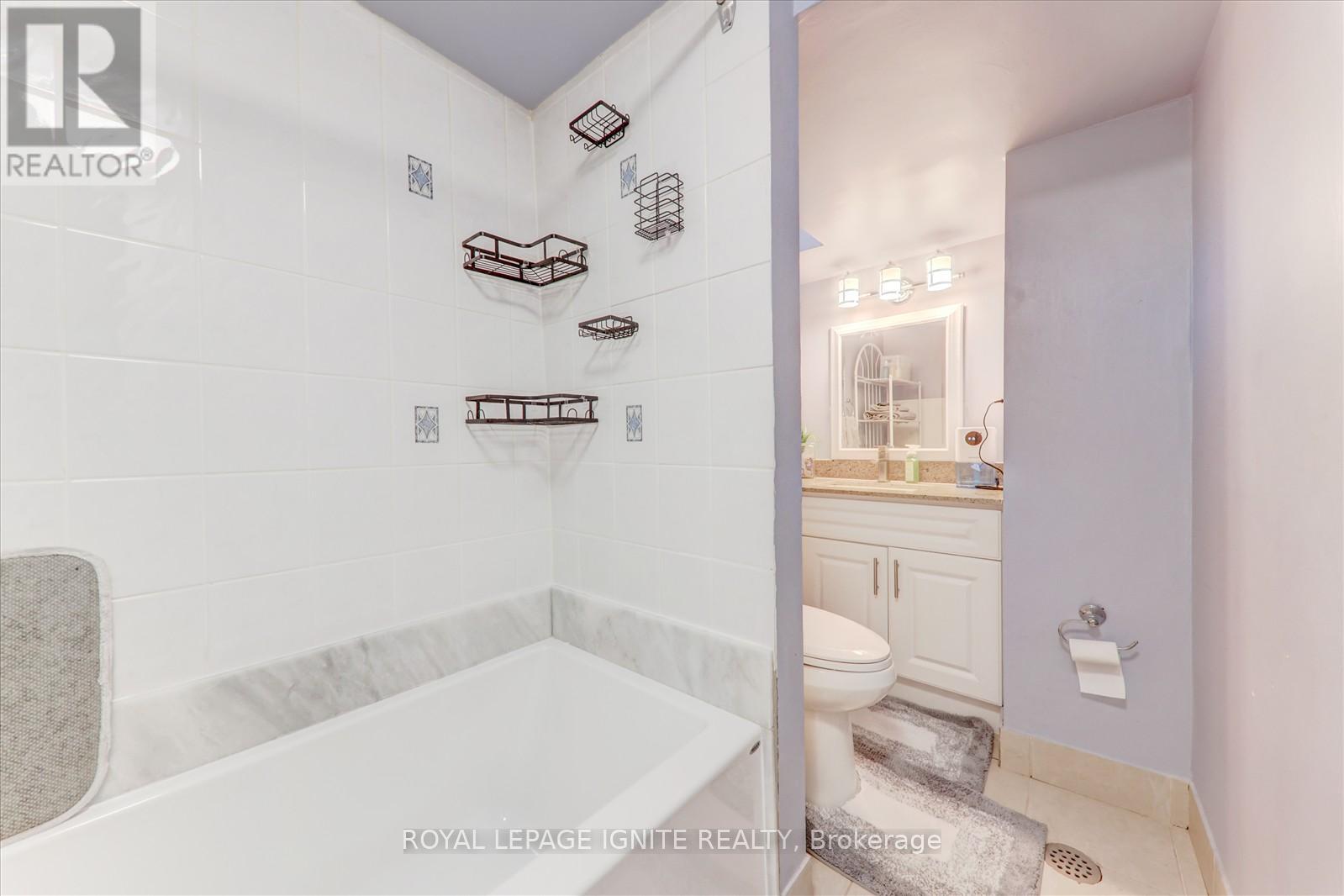 49 Dowswell Drive, Toronto, Ontario  M1B 1H5 - Photo 31 - E12093708