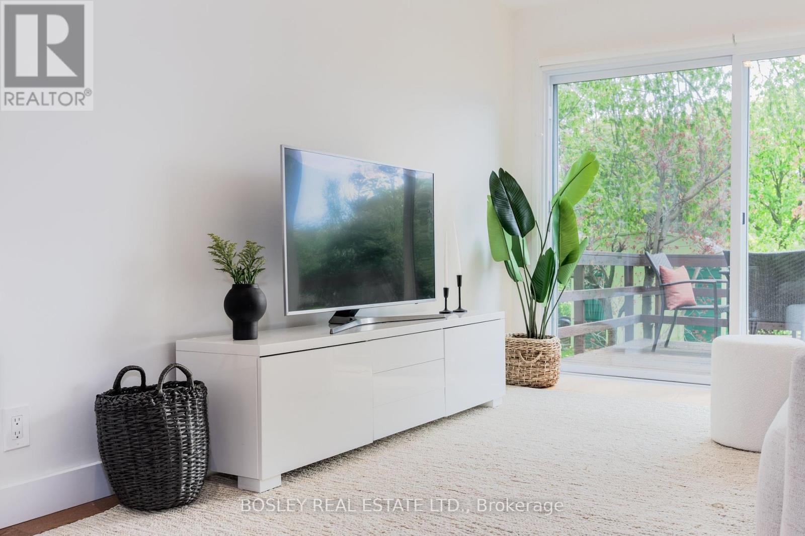 21 Fairfax Crescent, Toronto (Clairlea-Birchmount), Ontario  M1L 1Z6 - Photo 17 - E12158571