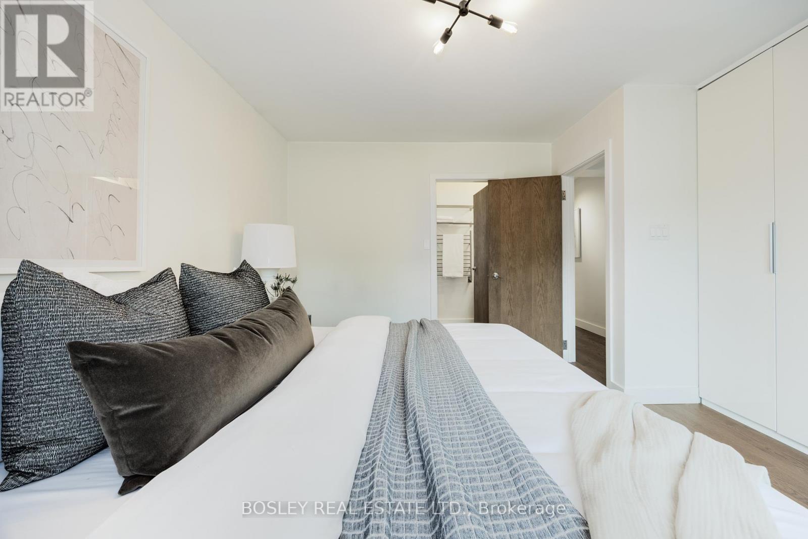 21 Fairfax Crescent, Toronto (Clairlea-Birchmount), Ontario  M1L 1Z6 - Photo 19 - E12158571