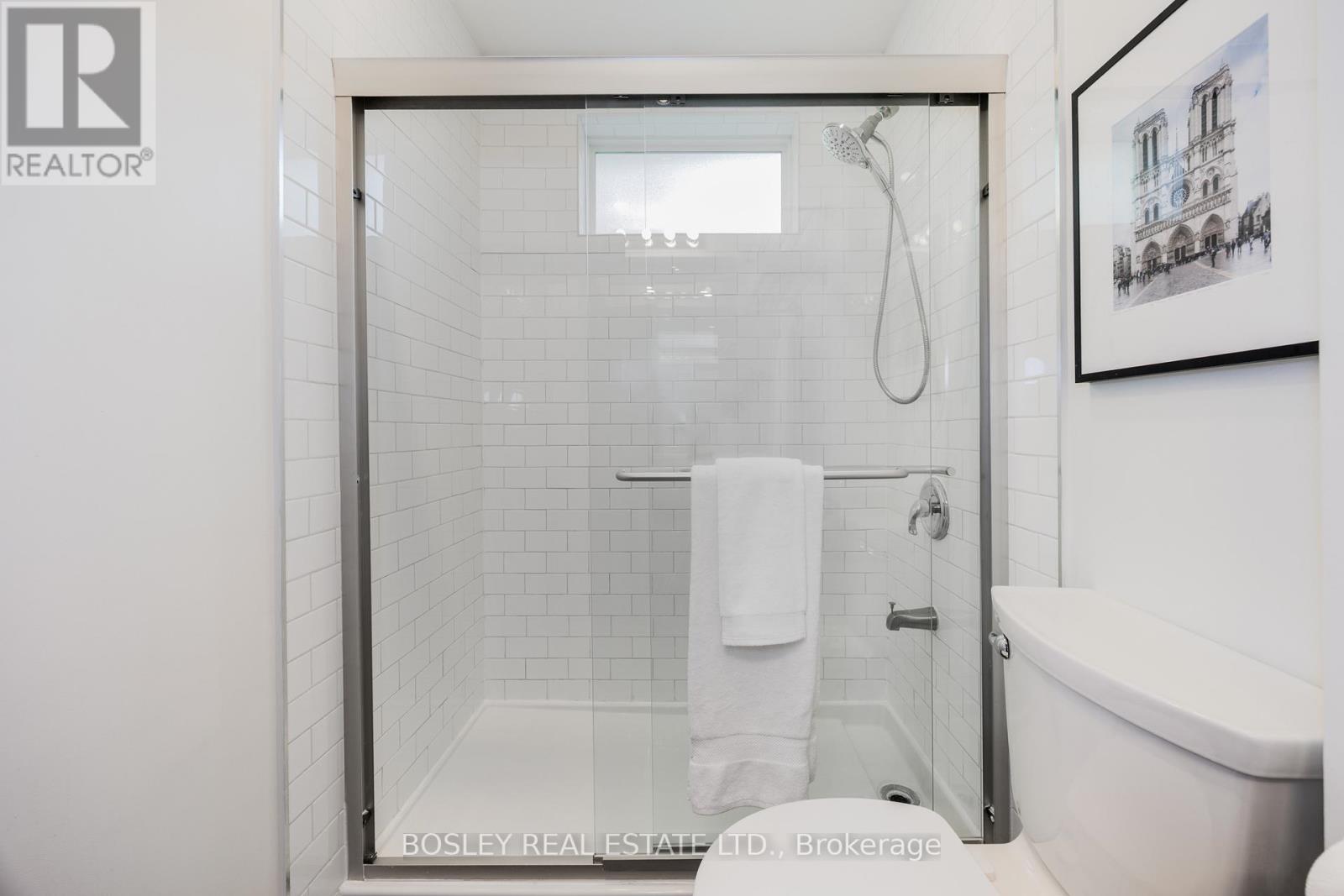 21 Fairfax Crescent, Toronto (Clairlea-Birchmount), Ontario  M1L 1Z6 - Photo 20 - E12158571