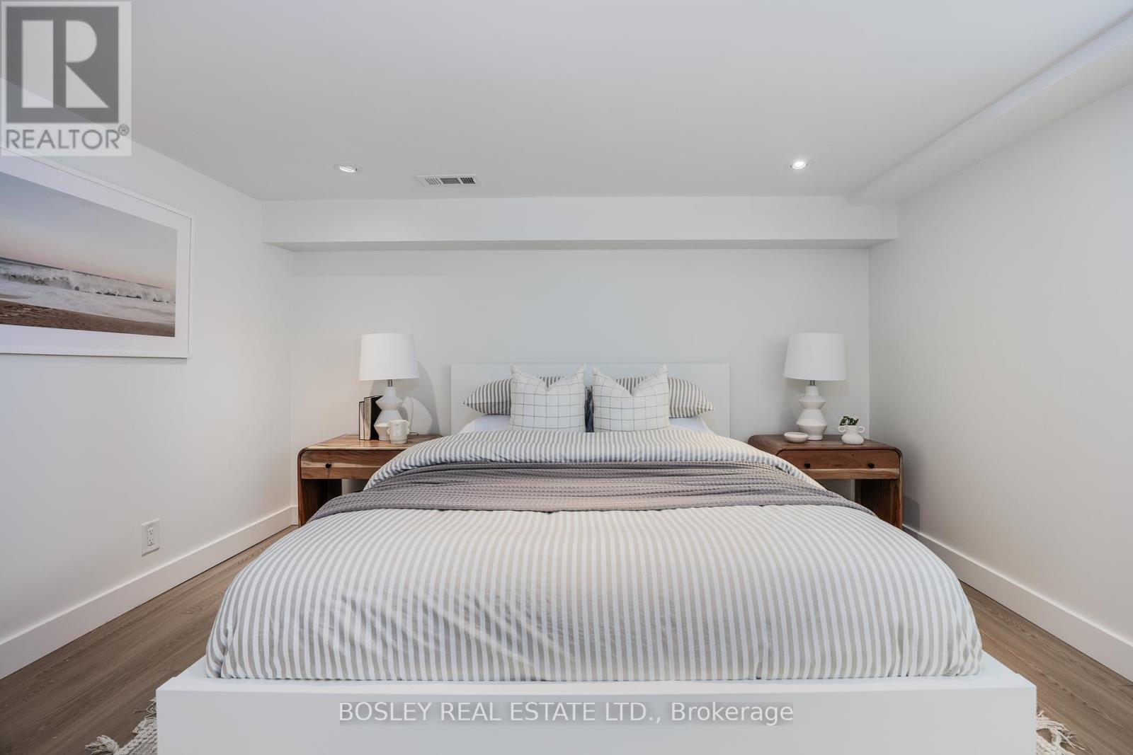 21 Fairfax Crescent, Toronto (Clairlea-Birchmount), Ontario  M1L 1Z6 - Photo 33 - E12158571