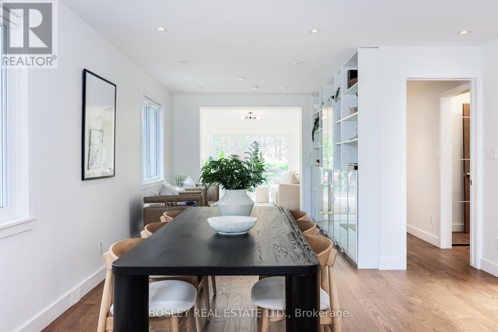 21 Fairfax Crescent, Toronto (Clairlea-Birchmount), Ontario  M1L 1Z6 - Photo 6 - E12158571