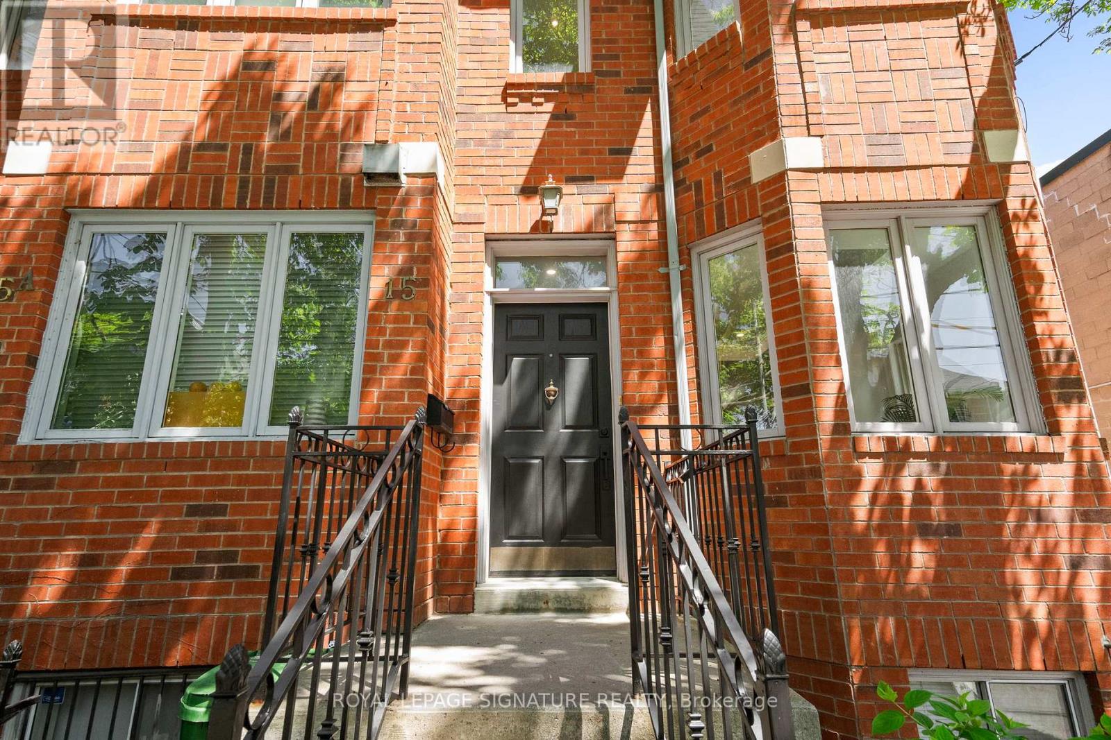 15 Boulton Avenue, Toronto, Ontario  M4M 2J4 - Photo 3 - E12158633