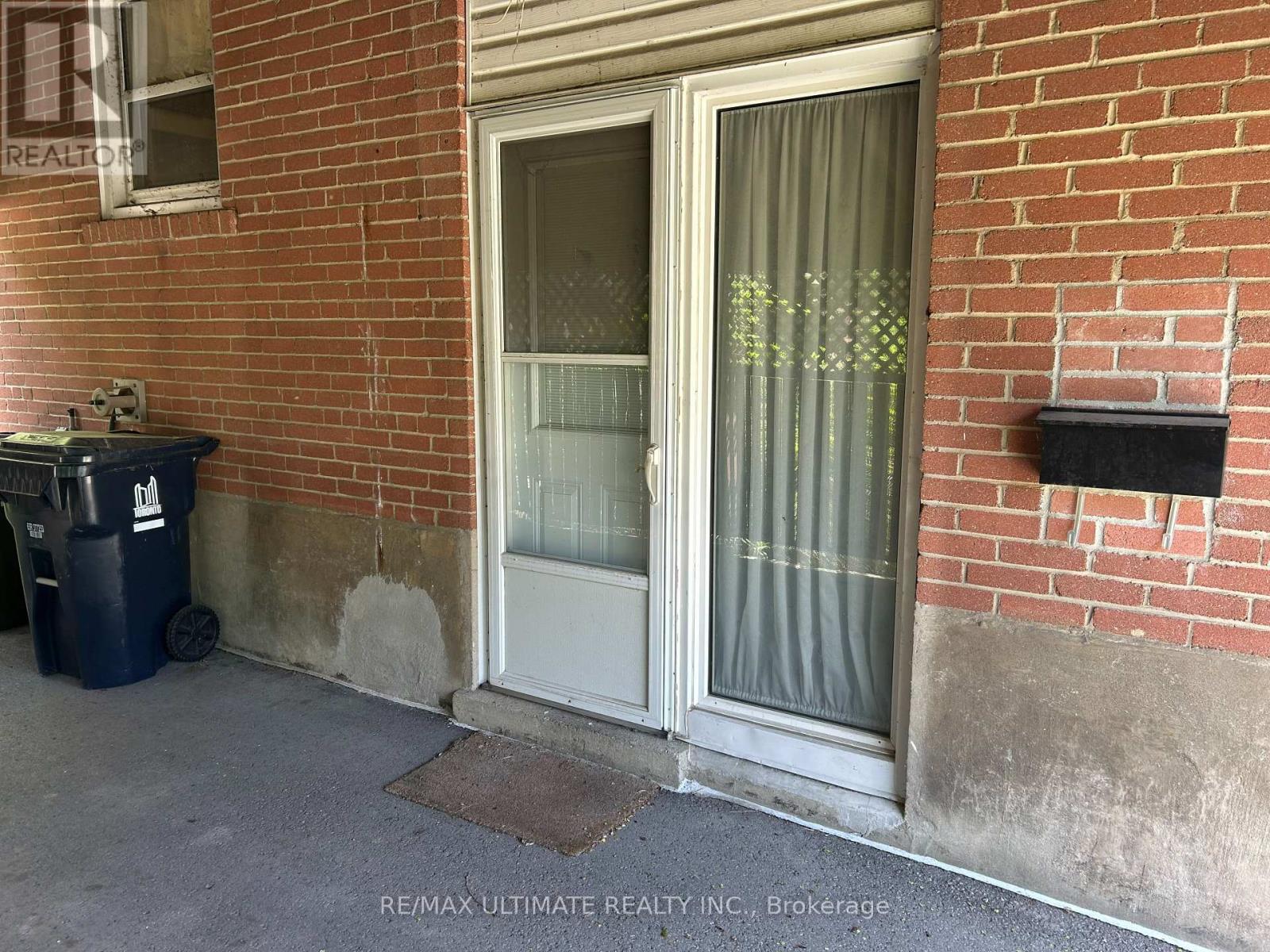 Property at 76 ANACONDA AVENUE image 2