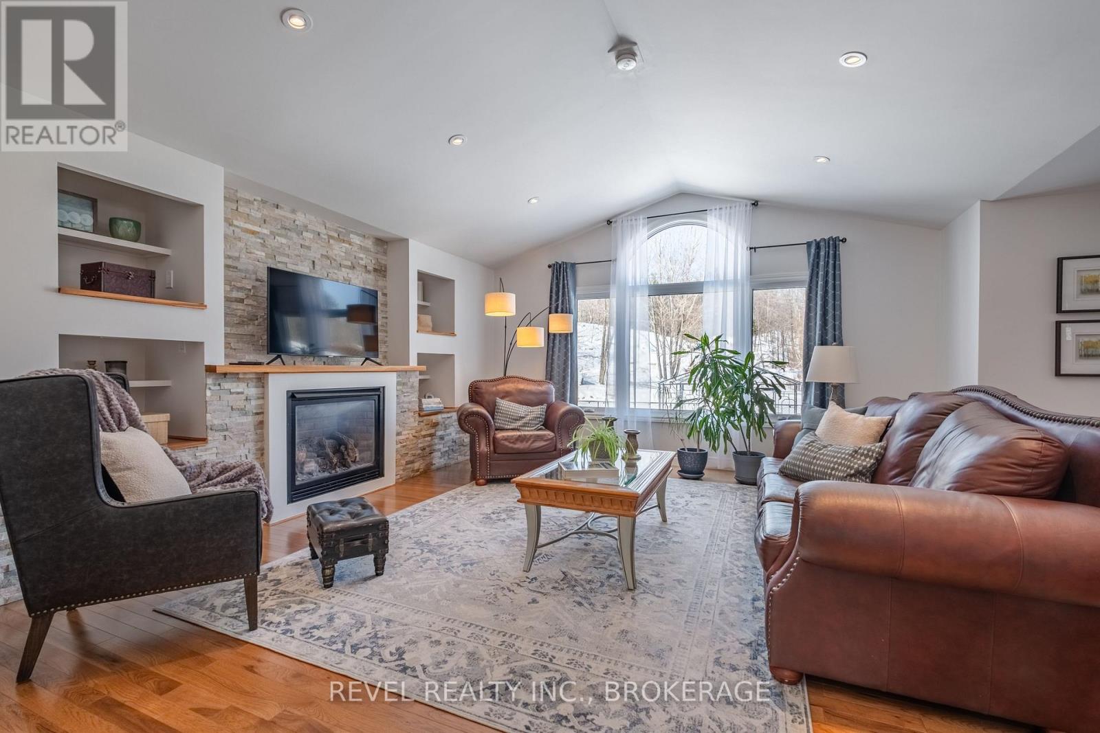 2082 Burnt Hills Road, Frontenac, Ontario  K0H 1H0 - Photo 8 - X12158798