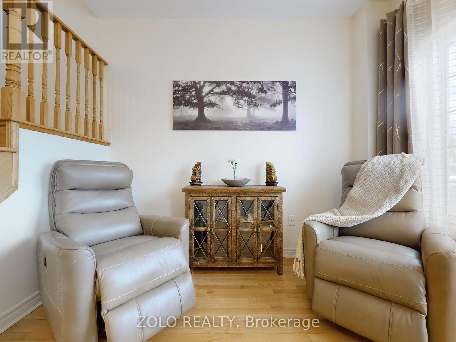 Property at 42 FOXBERRY ROAD image 3
