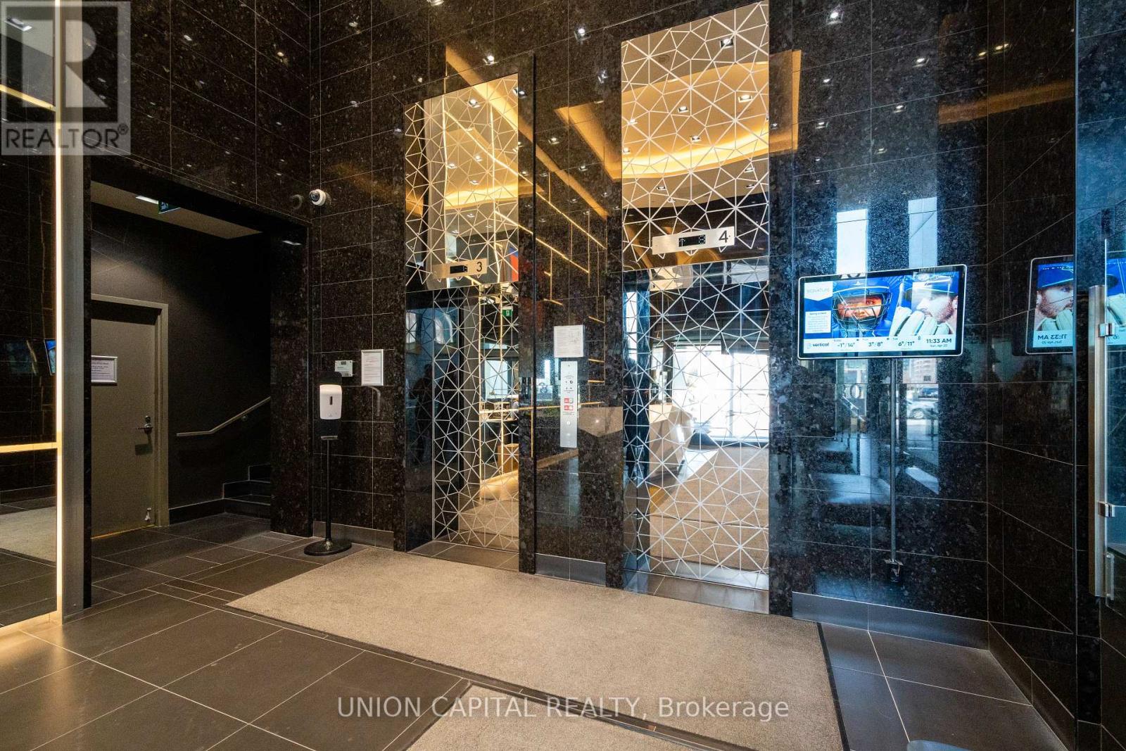 1107 - 8081 Birchmount Road, Markham, Ontario  L6G 1B3 - Photo 4 - N12158624