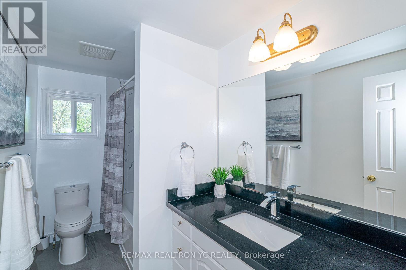 19 Breckonwood Crescent, Markham (Aileen-Willowbrook), Ontario  L3T 5G8 - Photo 31 - N12158650