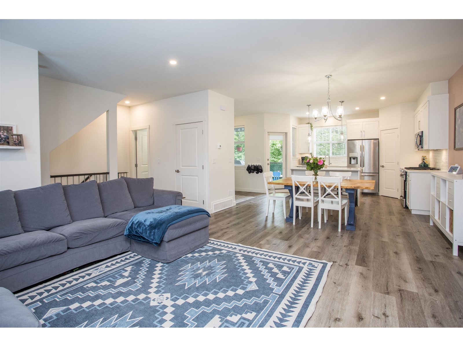 52 7740 Grand Street, Mission, British Columbia  V2V 0H4 - Photo 2 - R3004212