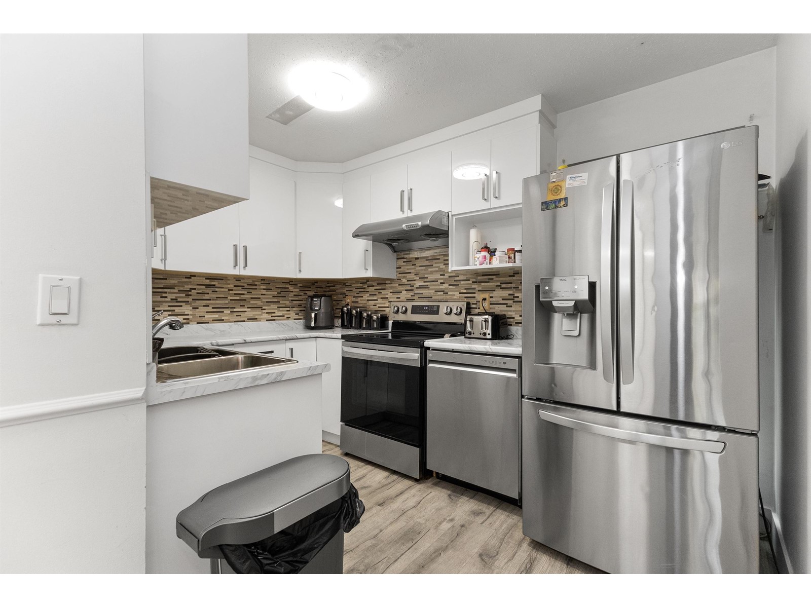 14 3075 Trethewey Street, Abbotsford, British Columbia  V2T 3R4 - Photo 13 - R3002816
