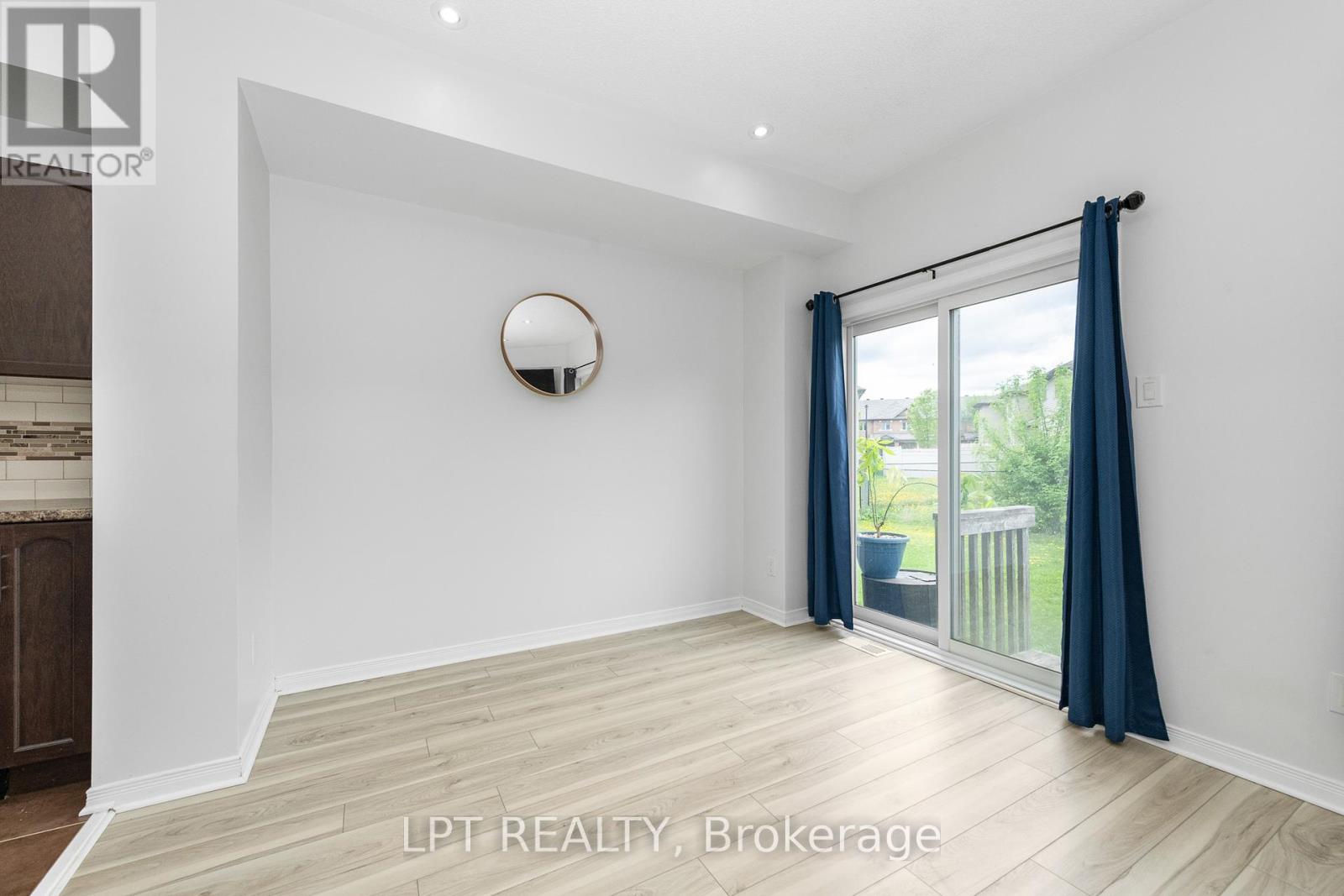 617 Via Amalfi Street, Ottawa, Ontario  K2J 5X8 - Photo 17 - X12158835