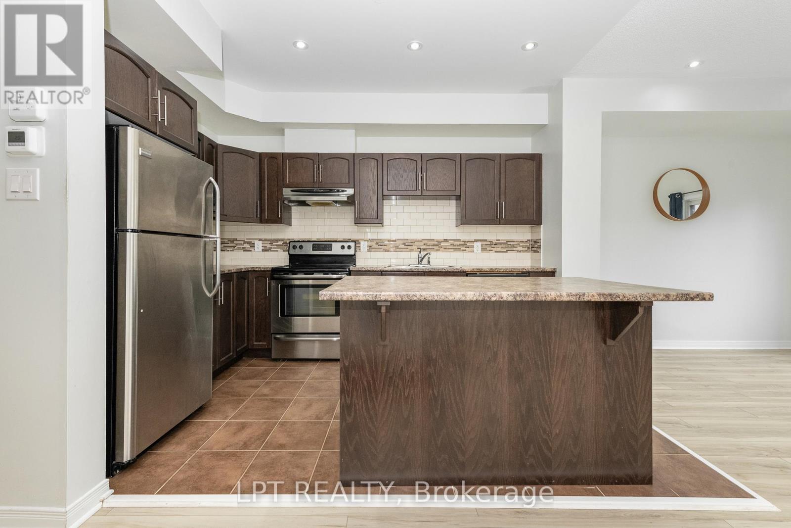617 Via Amalfi Street, Ottawa, Ontario  K2J 5X8 - Photo 5 - X12158835