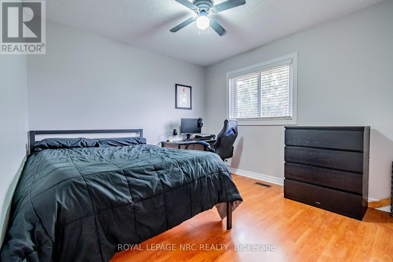 2675 Mountaincrest Avenue, Niagara Falls (Church's Lane), Ontario  L2J 4H8 - Photo 23 - X12158794