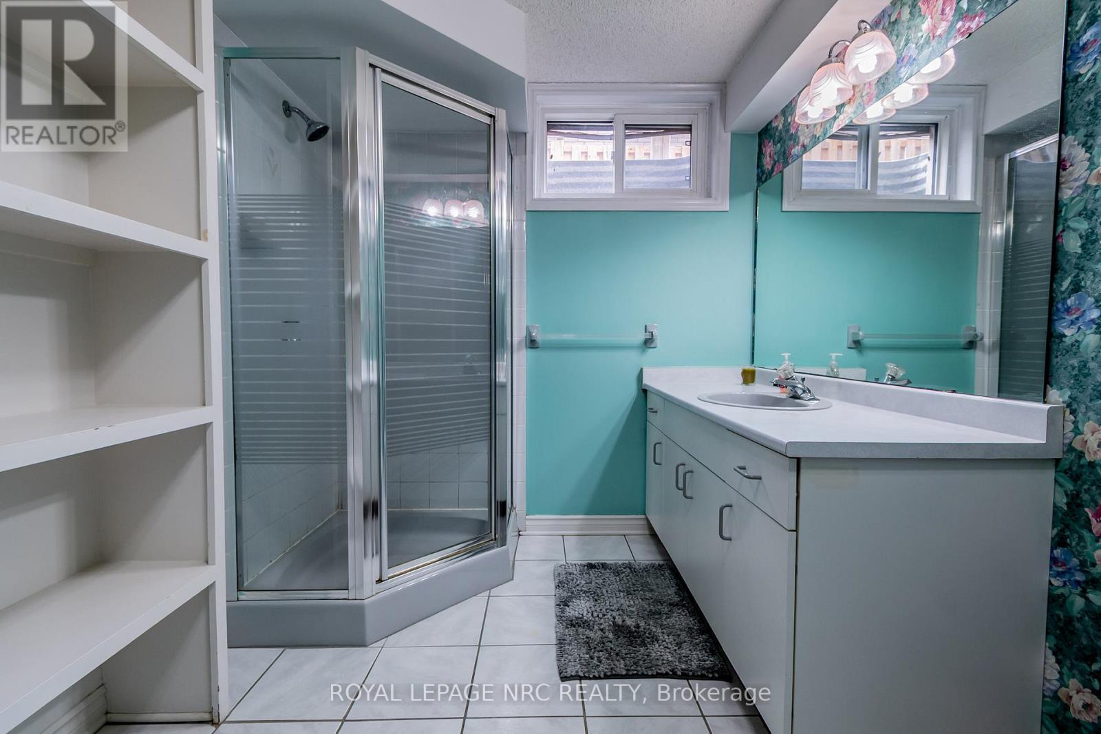 2675 Mountaincrest Avenue, Niagara Falls (Church's Lane), Ontario  L2J 4H8 - Photo 36 - X12158794