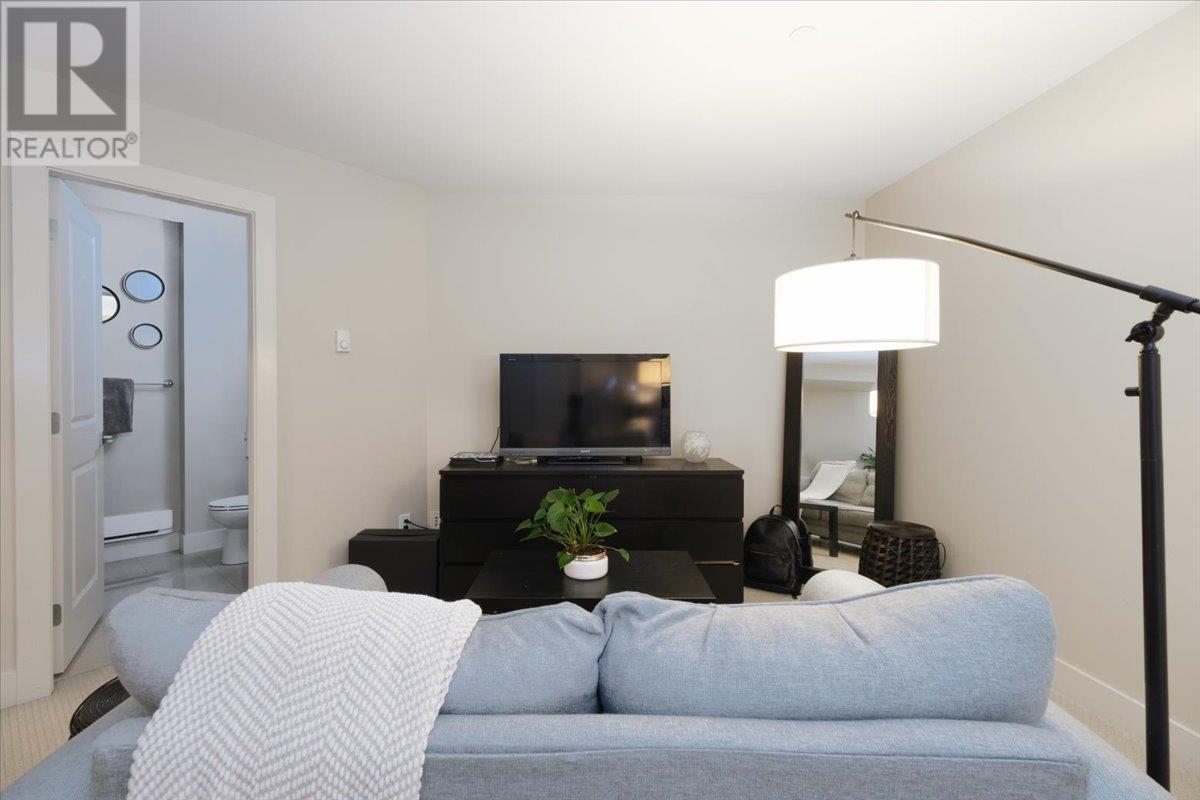 640 W 15th Street, North Vancouver, British Columbia  V7M 1S9 - Photo 32 - R3004241