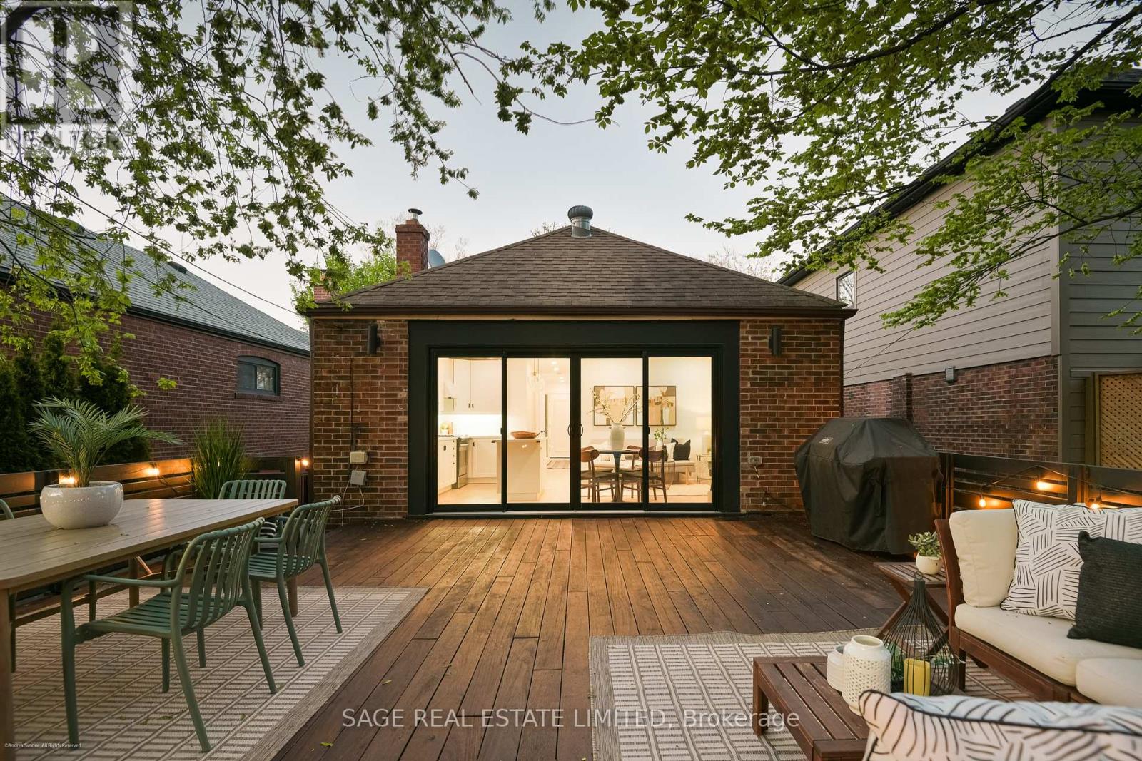 208 Queens Avenue, Toronto, Ontario  M8V 2N9 - Photo 25 - W12158543