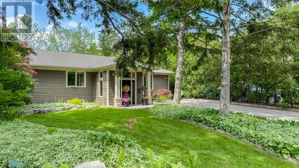 1245 Baldwin Drive, Oakville, Ontario  L6J 2W4 - Photo 2 - W12158554