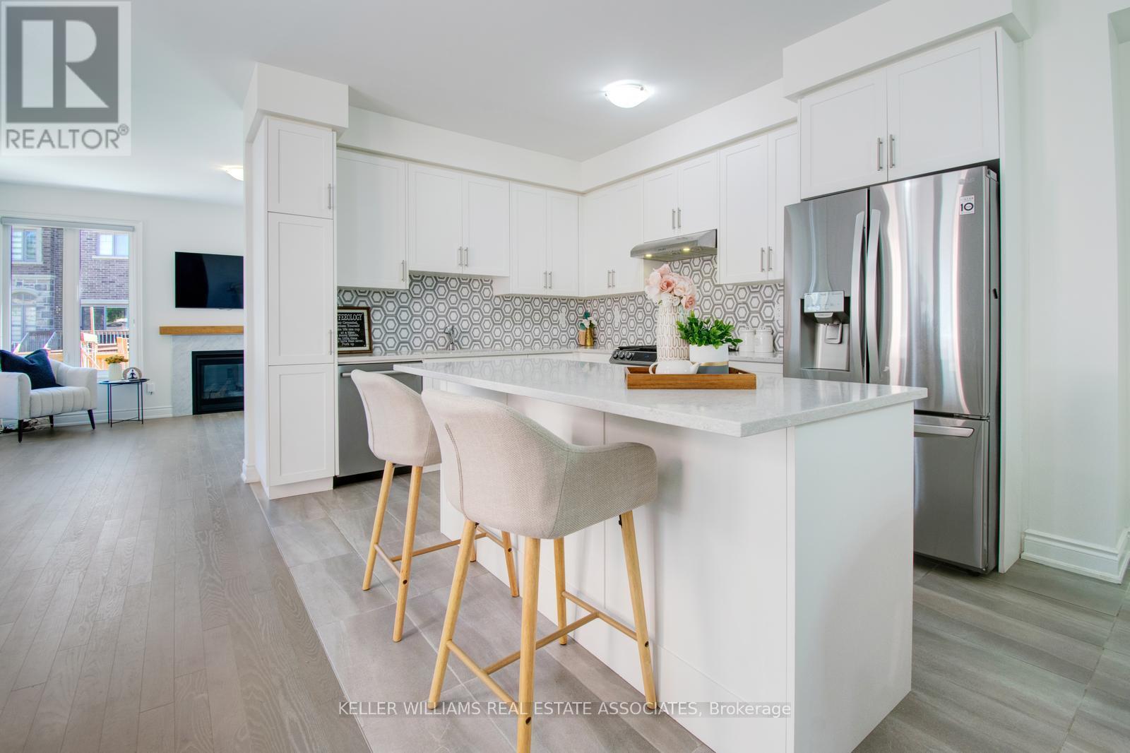 5 Quinton Ridge, Brampton, Ontario  L6Y 6J4 - Photo 5 - W12158560