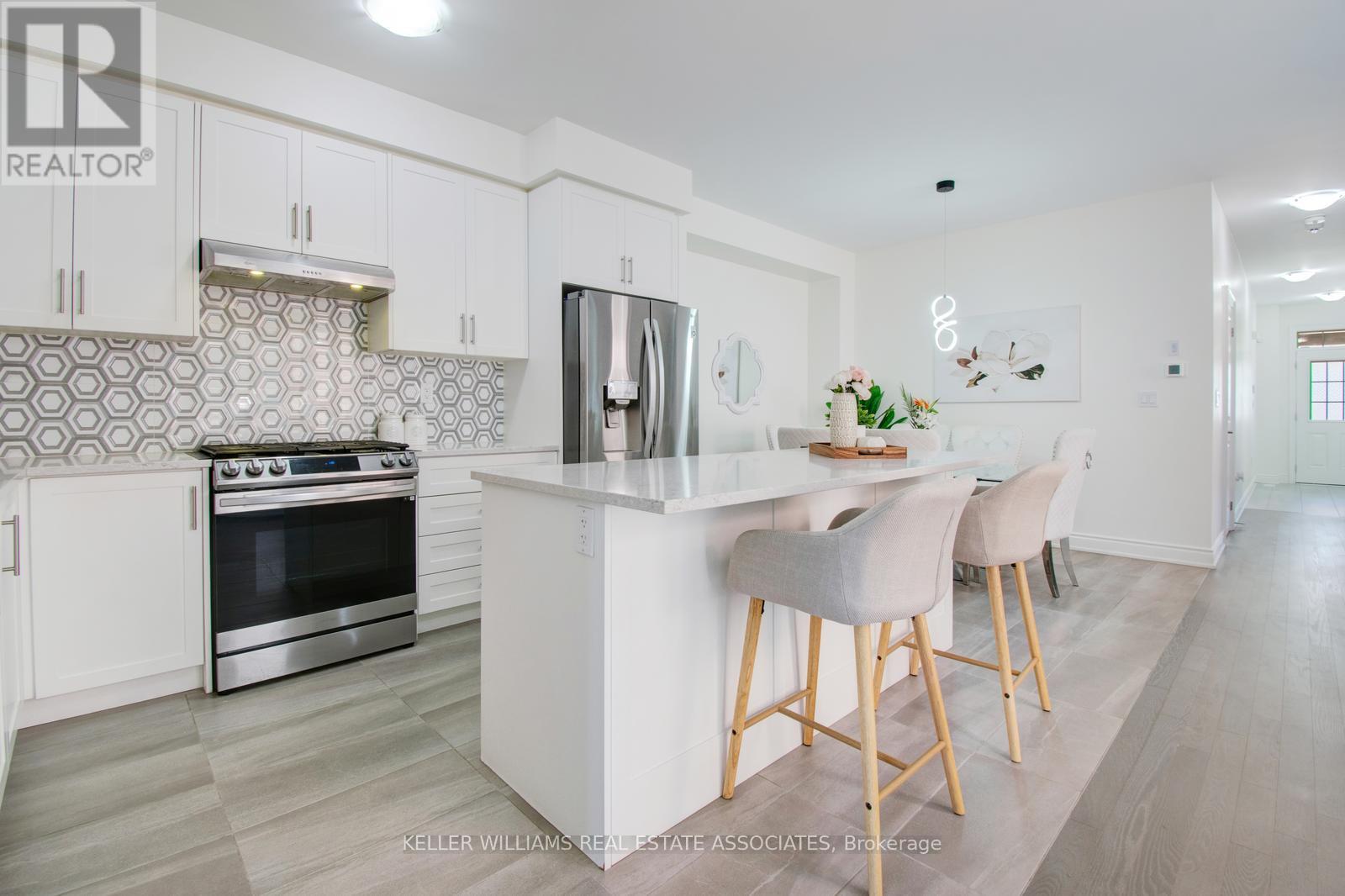 5 Quinton Ridge, Brampton, Ontario  L6Y 6J4 - Photo 8 - W12158560