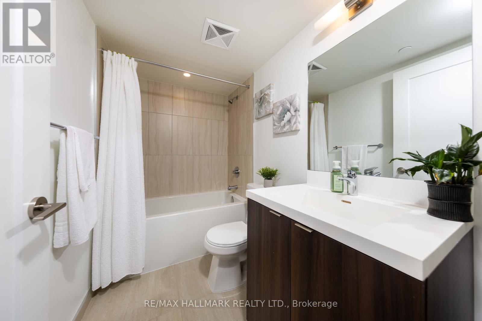 2206 - 10 Eva Road, Toronto, Ontario  M9C 0B3 - Photo 17 - W12158621